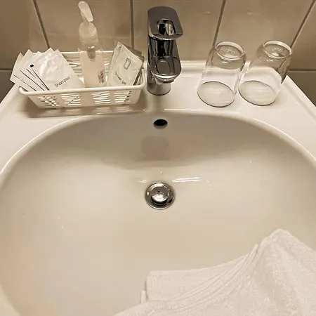 Kolossos Duesseldorf - 3* Neuss