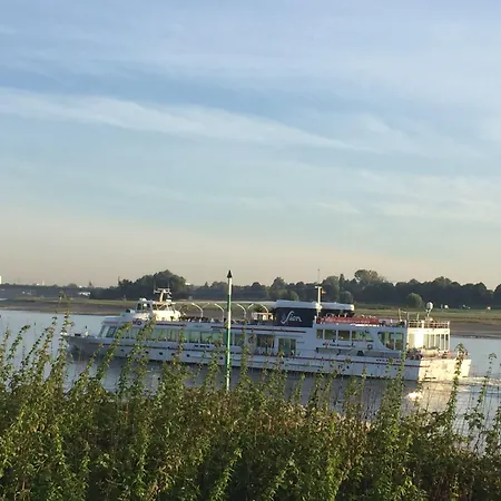 Kolossos Duesseldorf - Neuss