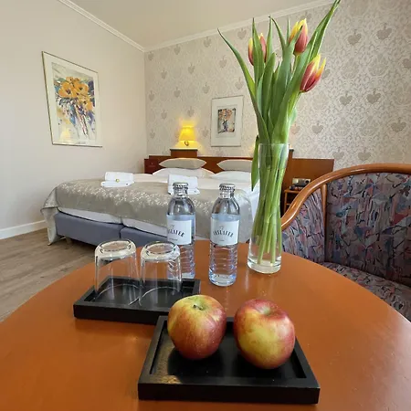 Kolossos Duesseldorf - 3* Neuss