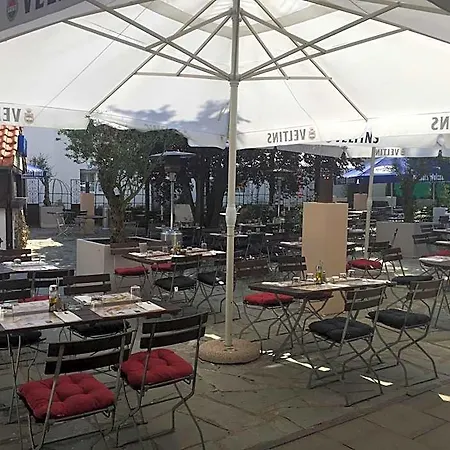 Kolossos Duesseldorf - Hotel Neuss
