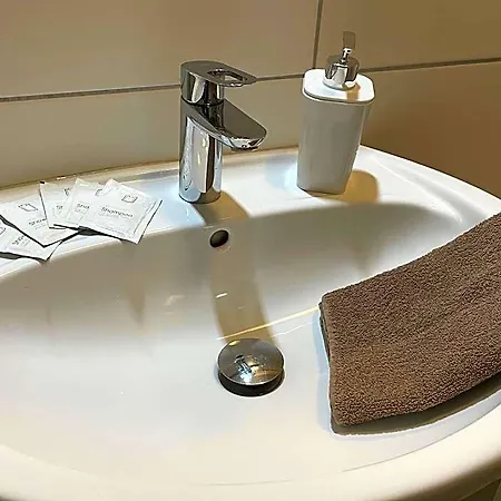 Hotel Kolossos Duesseldorf - 3*