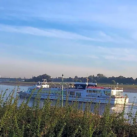 Kolossos Duesseldorf - Neuss