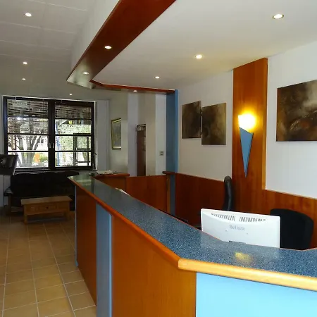 Kolossos Duesseldorf - Otel 3*