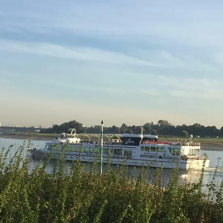 Kolossos Duesseldorf - Neuss