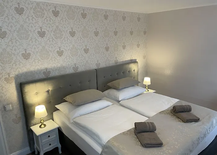 Отель Kolossos Duesseldorf - 3*
